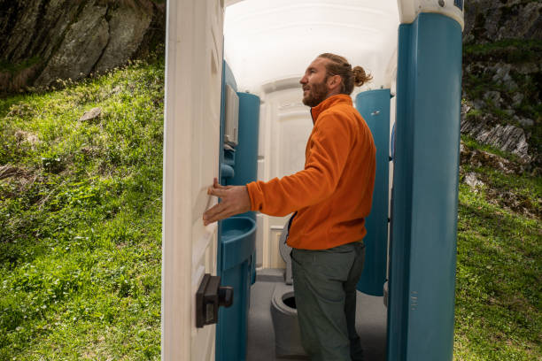 Best Portable bathroom rental  in East Mountain, TX